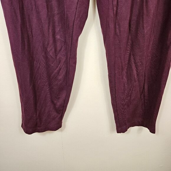 Torrid Ponte Paperbag Waist Cropped Pants. Burgundy Purple 1X - Picture 5 of 9